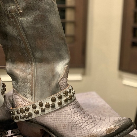Freebird Gray Falcon Boots 